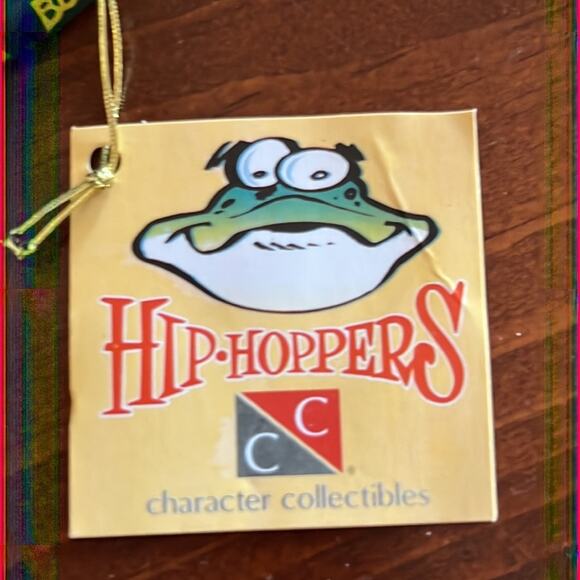 Character Collectibles Hip-Hoppers NIB Set of 2 Frog Figurines Dragonflies 3" - Picture 4 of 9